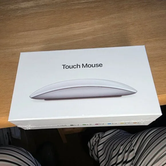 TOUCH MOUSE UNBRANDED NEW WHITE IN SEALED BOX MODEL M511