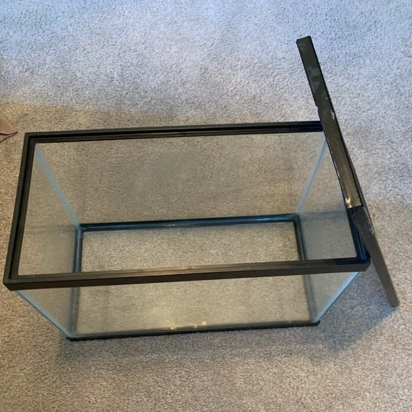 Large reptile Tank