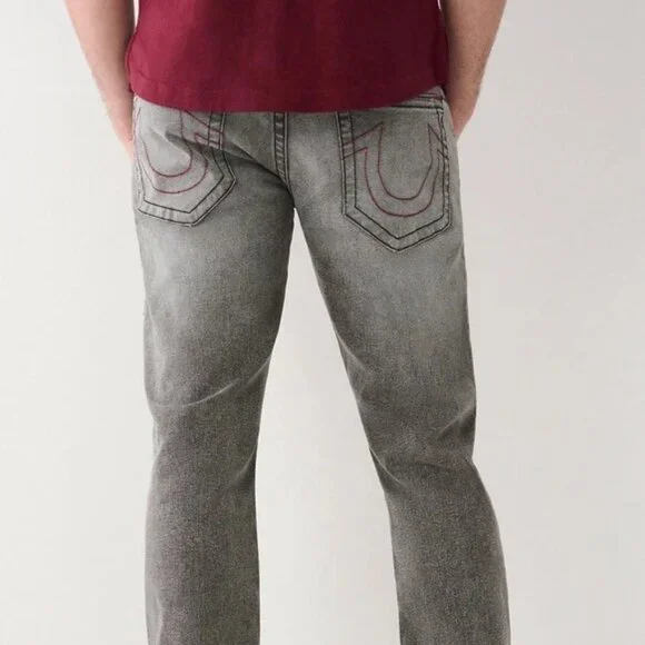 True Religion Men's Bobby Straight Relaxed Grey Crisp Wash Size 33