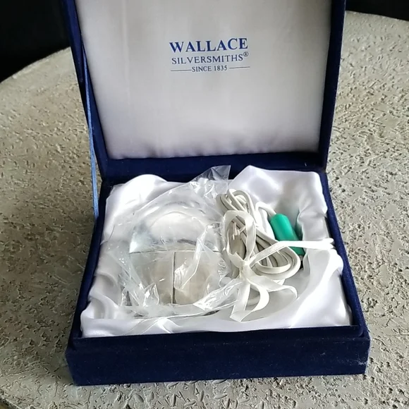 Wallace Silversmiths Crystal Mouse with White Cord