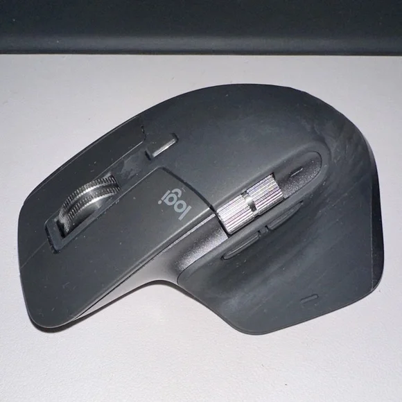 Logitech Dark Gray Ergonomic Wireless Mouse