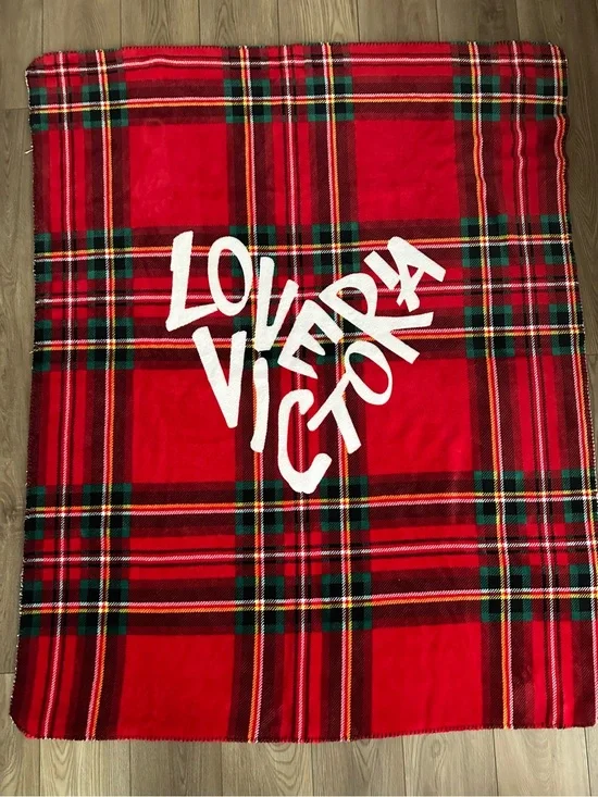 Victoria's Secret Red Plaid Holiday Throw Size 50X70