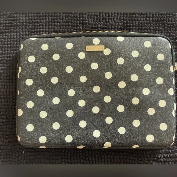 Kate spade laptop sleeve
