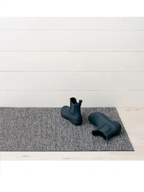 Chilewich Shag Indoor/Outdoor Mat, 2' x 3' Gray