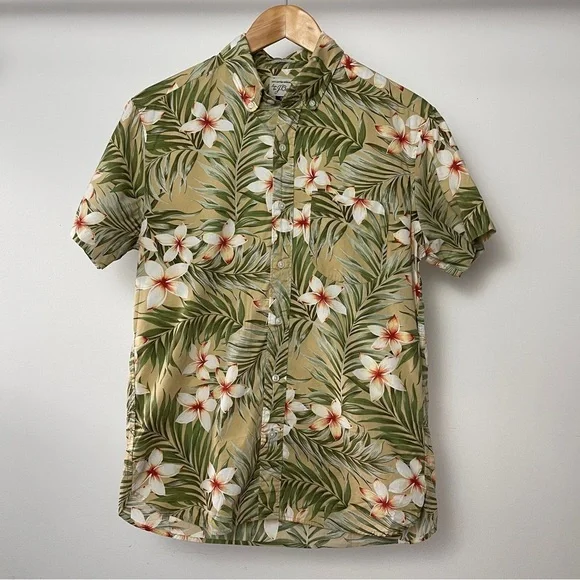 J. Crew Green and Tan Floral Men's Shirt Size S