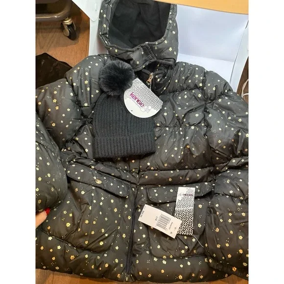NEW girls size 14 Kensie Girl black puffer hooded jacket with a black beanie hat