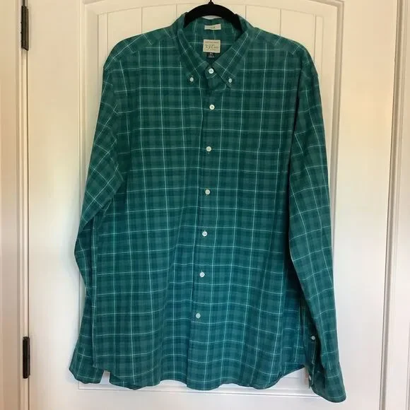 J. Crew Secret Wash‎ Plaid Button Down Shirt 😎💜🖤