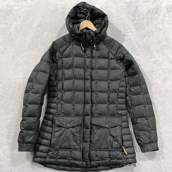 Nike Youth L(11-13)/Women’s XS Lightweight Black Puffer Coat