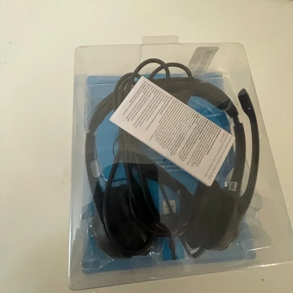 Black Wired Headset