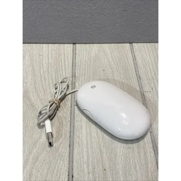 Genuine Apple Mighty A1152 Wire USB Optical Mouse, White, 20