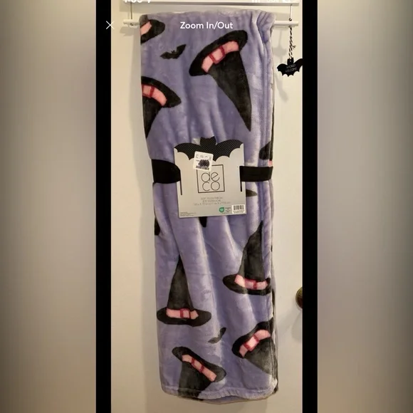 Deco Purple with Witch Hats Soft Plush Throw Blanket