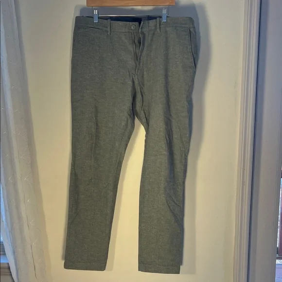 J. Crew Men's Olive Chinos