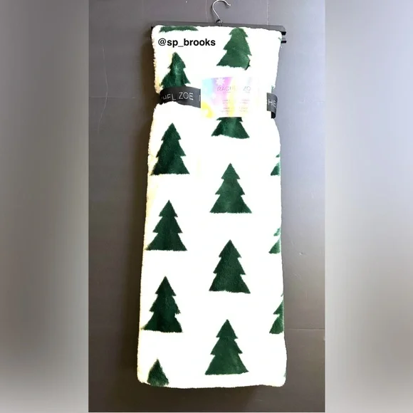 🎁Rachel Zoe Luxe Faux Fur Throw -50” x 70”- Green and White Christmas Tree Throw