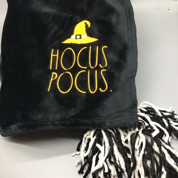 Rae Dunn Halloween HOCUS POCUS Fleece Throw Blanket Black Tassel Witch Hat 50x70