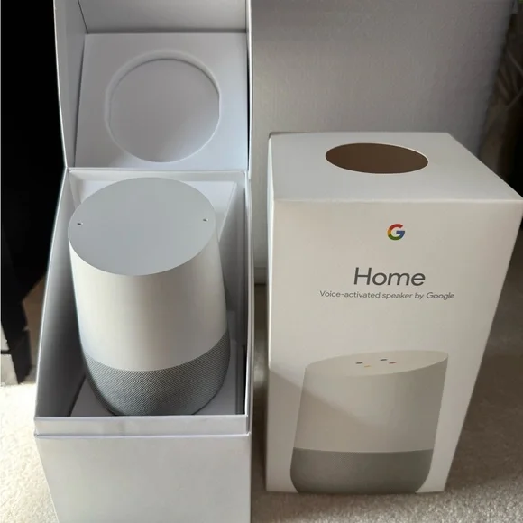Google Home Smart Speaker