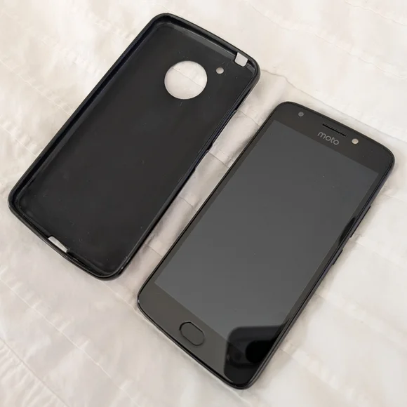 Motorola E4 & Case - Black - Small Compact Smart Phone
