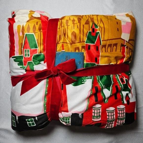 NWT Wizarding World Harry Potter Hogsmeade Sherpa Blanket Universal Studios‎