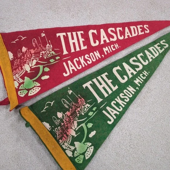 2 The Cascades Jackson Michigan MI Felt Pennant Vintage Travel Souvenir 40s 50s