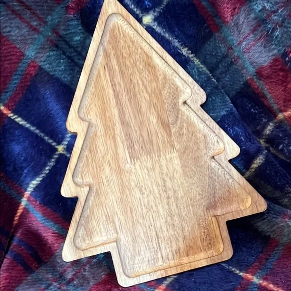 Wooden Christmas Tree Serving Tray
