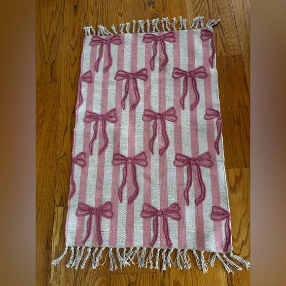 Pink and White Bow Pattern Indoor rug
