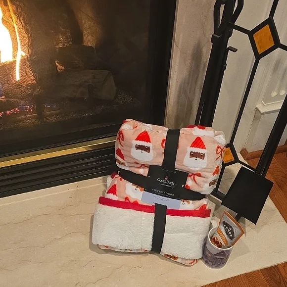 Santa Blanket Set - Red and White