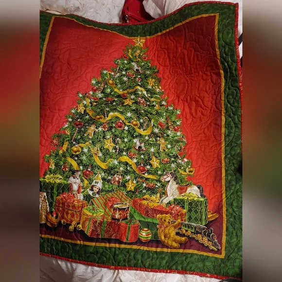 Holiday Christmas Tree Quilt Throw - Red & Green Festive Panel