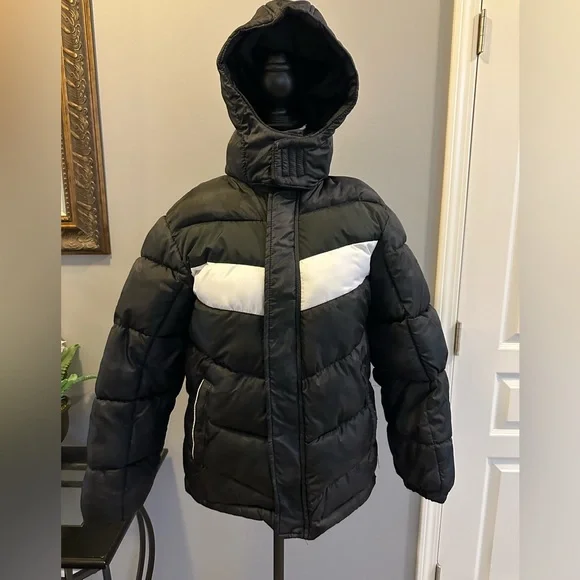 CB Sports- Boys Size Large (14/16) Winter Puffer Jacket NWOT