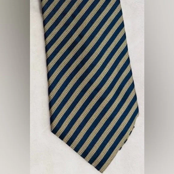 J. CREW 100% Silk 58” Handmade Tie