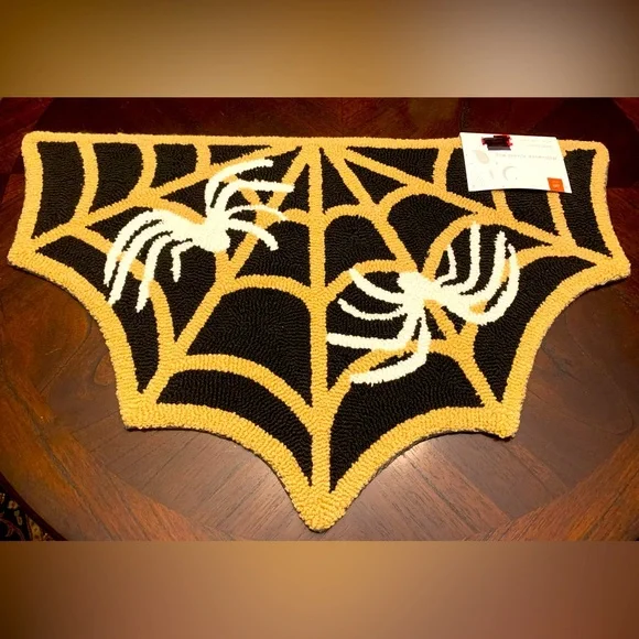 Spiderweb Accent Rug