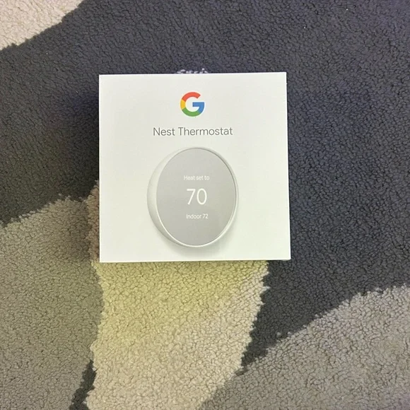 Google Smart Thermostat Device with Energy-Saving Features