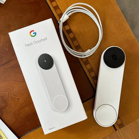 NWT Google Nest Wi-Fi Video Doorbell - Rechargeable - Snow