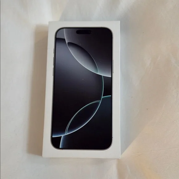 Apple iPhone 16 Pro Max Box
