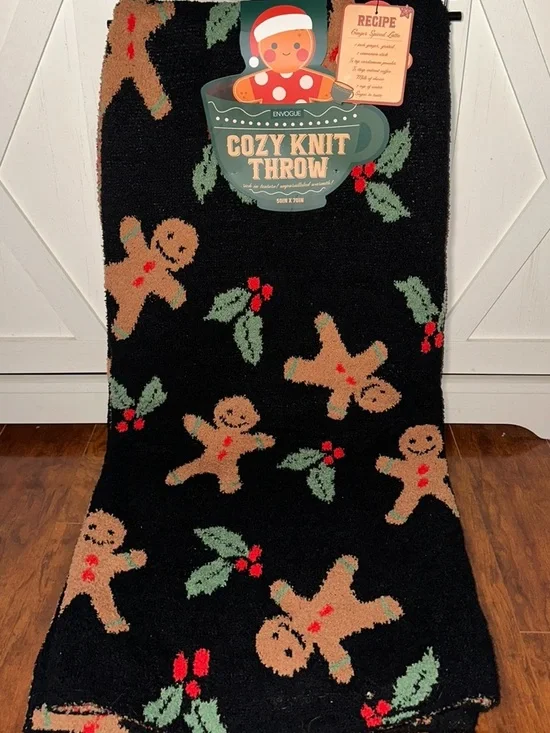 Envogue Black Gingerbread Man Cozy Knit Throw Blanket