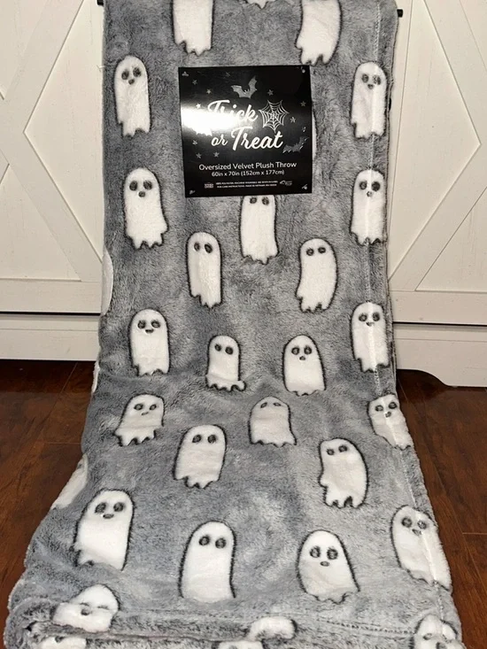Trick or Treat Ghost Embossed Plush Throw Blanket