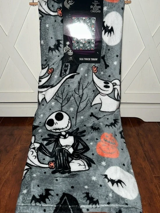 The Nightmare Before Christmas Halloween Silk Touch Throw Blanket