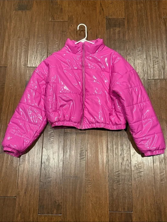 Women’s XL Barbiecore Shiny Fuchsia Puffer Jacket