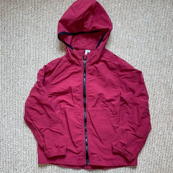 Old Navy Active water repellant unlined jacket size small 6-7 boys