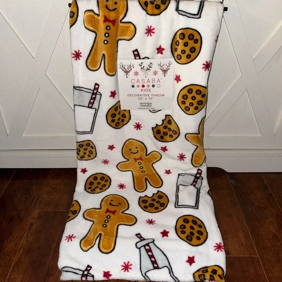 Gingerbread Cookies and Milk Decorative Throw Blanket