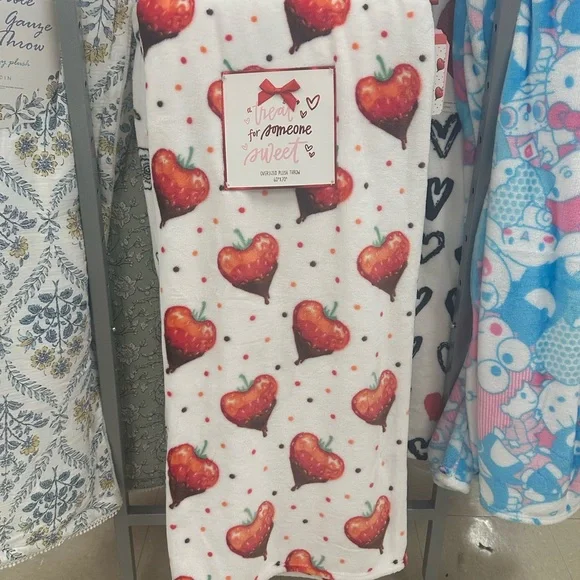Valentines Chocolate Covered Strawberry Hearts Plush Throw Blanket