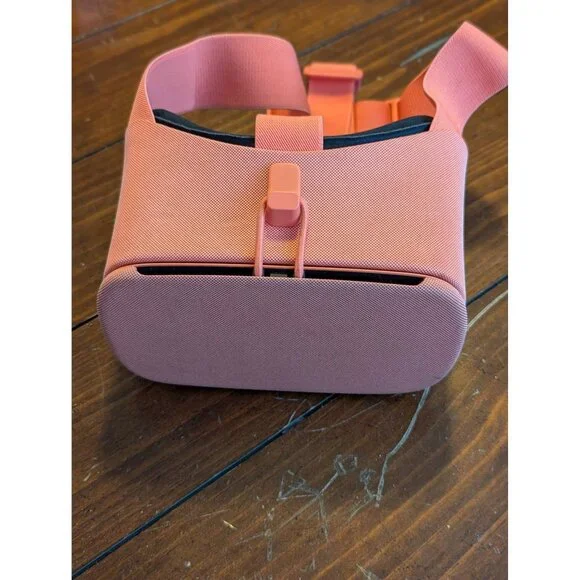 Google Daydream View - Goggles Only