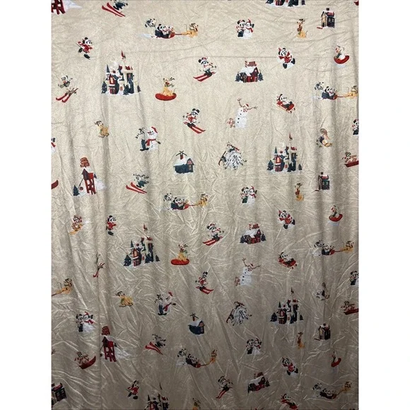 Disney Parks 2021 Mickey Mouse Christmas Holiday Fleece Flannel Blanket Throw