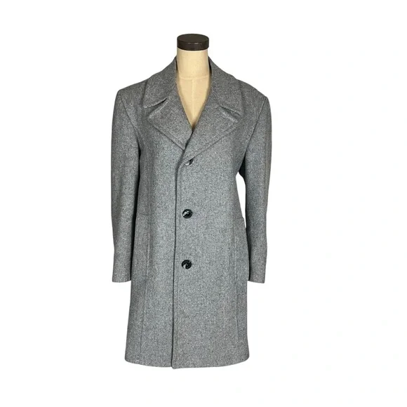 Silver Cloud men’s grey wool blend warm winter overcoat SZ 40‎