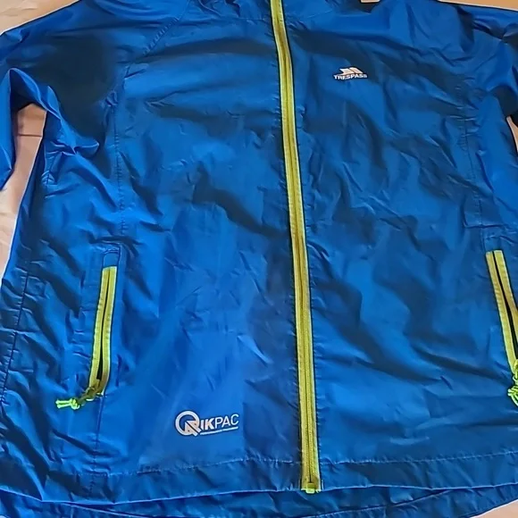 Trespass technical performance Quikpac TP75 rain jacket, size S