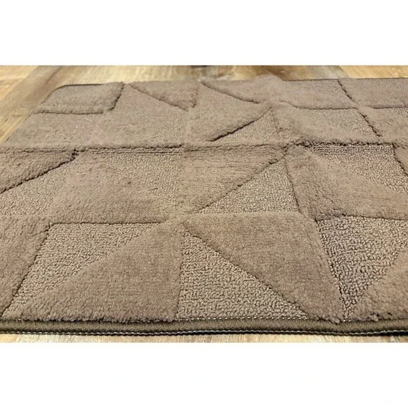 20” X 30” Bath Mat Brown