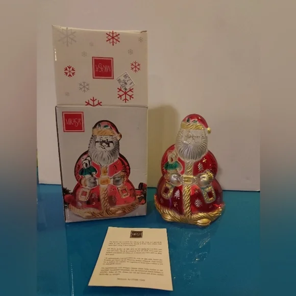 New In Box Mikasa Santa's Glow Red Santa Claus Votive 6