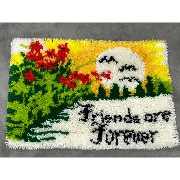 Friends are Forever, Latch Hook Rug, 17x24