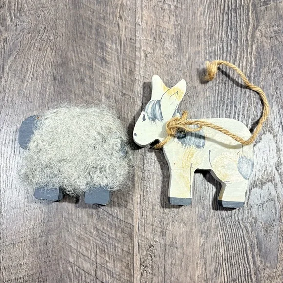 LIZZIE HIGH Wooden Sheep and Donkey Decor Set