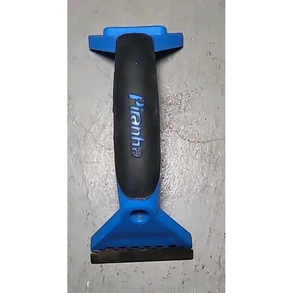 ROMAN Piranha Wallpaper Removal Scraper - Angled Steel Blade -‎ Soft Grip Tool