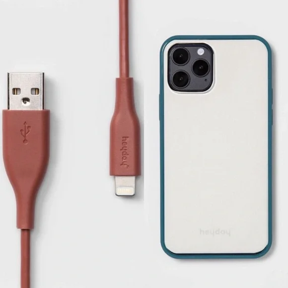 heyday Apple iPhone 12/iPhone 12 Pro Case. heyday USB-A Round Cable