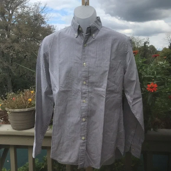 J. Crew - Mens striped blue/white tailored fit shirt, Size: S